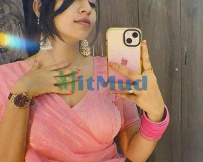 Call Girl In Safdarjung Enclave Metro 931054°8328  Escort 