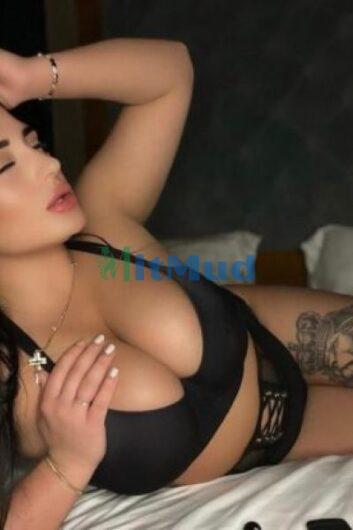  8800630516 myself Meghna Noida `kbest VIP call girls......