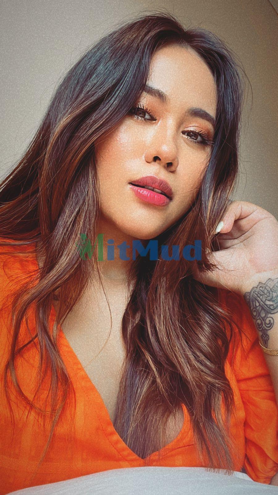 CASH PAYMENT CALL GIRLS IN NOIDA DELHI NCR 