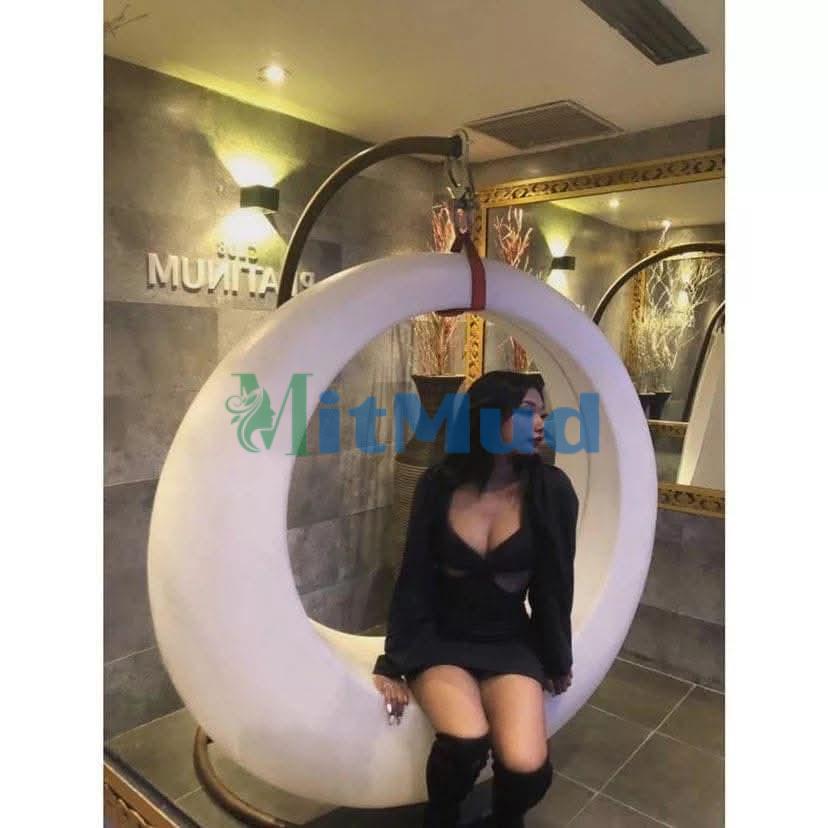 HIGH PROFILE GIRLS ARE AVAILABLE IN DELHI