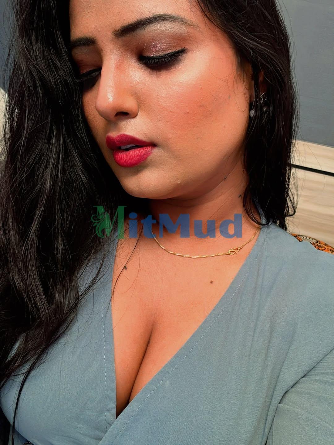 Top model netural girl service full open