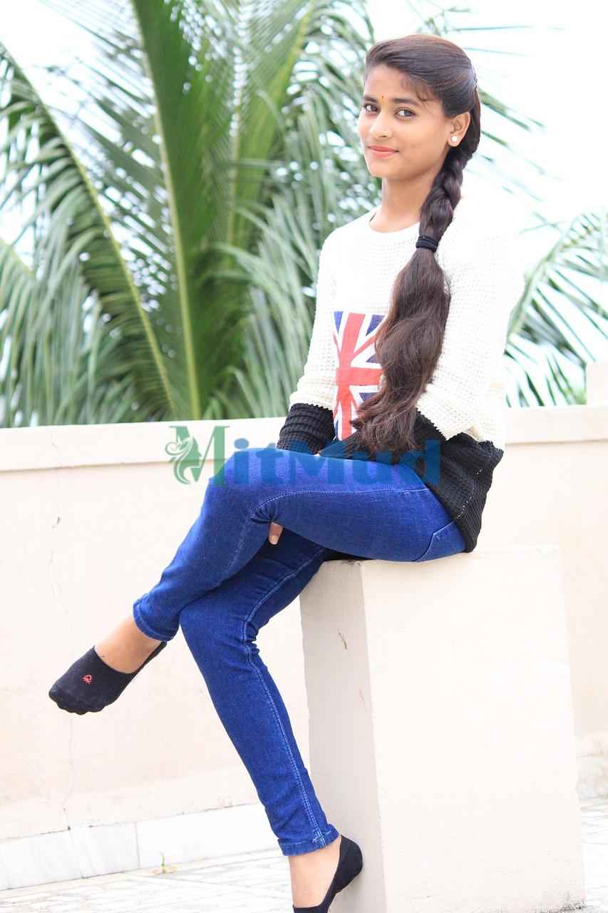 RIYA HIGH PROFILE ESCORT SERVICE SO BOOK FAST